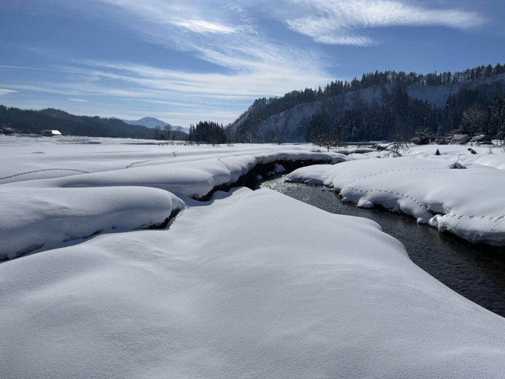 尾花沢市富山　赤井川
